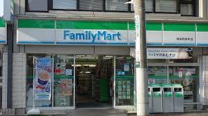 コンビニ　ファミリーマート神田岩本町一丁目店（コンビニ）まで117m