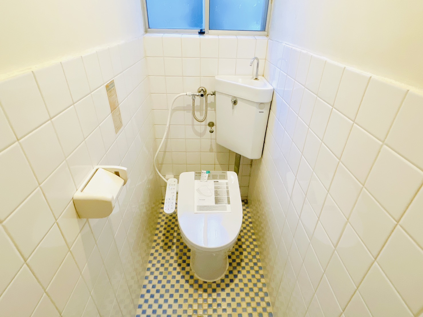 近鉄長野線 富田林駅 徒歩25分 2階建 築51年のトイレ写真