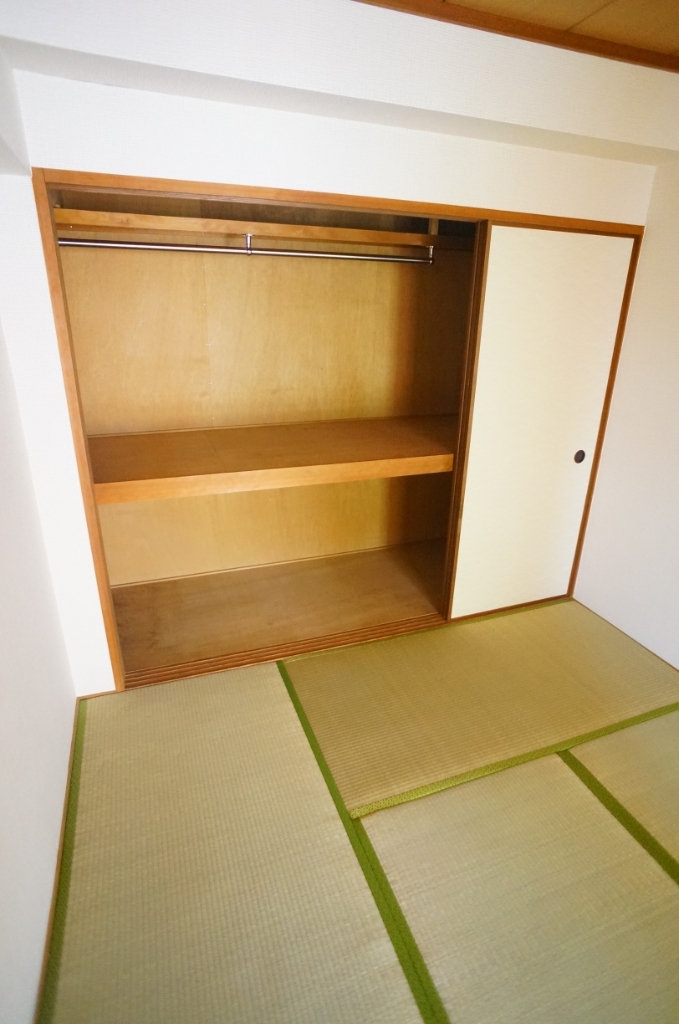 収納　※参考写真です(反転タイプ205号室)