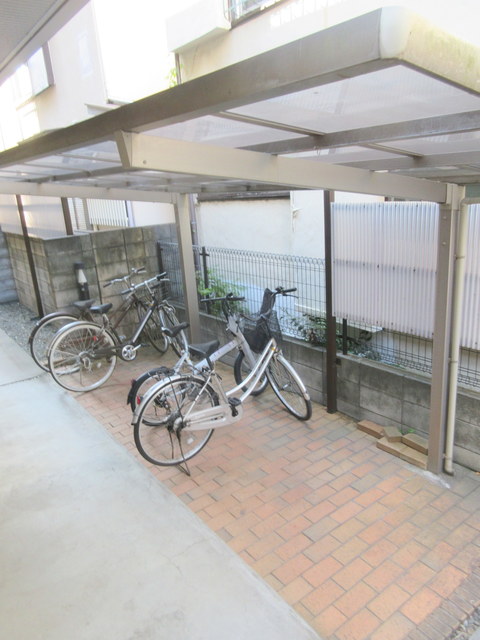 その他共有部分　★屋根付き駐輪場★