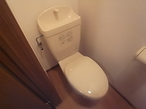 レジスコート甲子園口のトイレ写真