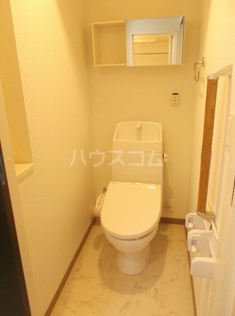 ＪＲ東海道本線 静岡駅 徒歩8分 7階建 築8年のトイレ写真