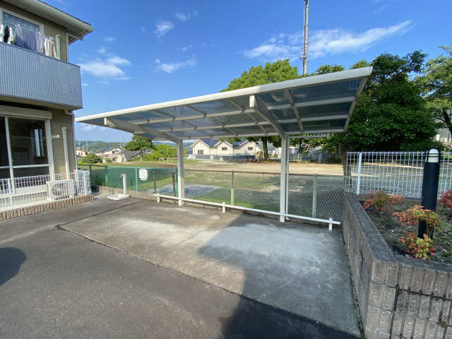 グリーンヒル稲熊A棟の外観写真