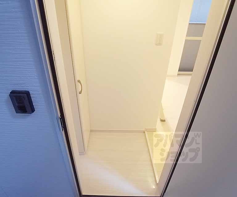 玄関　玄関開ければこんな感じです。