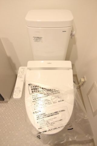 トイレ　（別タイプ参考写真）ジェノヴィア田端IIグリーンヴェール　北区