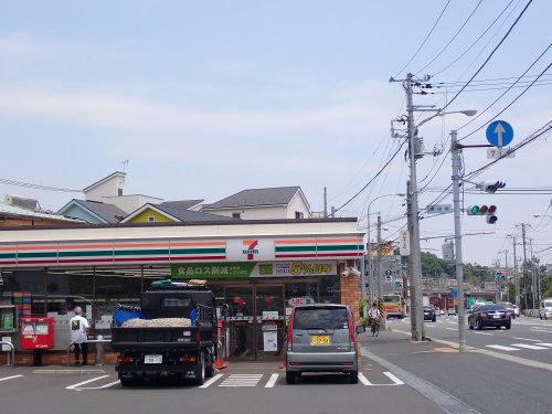 コンビニ　セブンイレブン保土ヶ谷2丁目店（コンビニ）まで577m