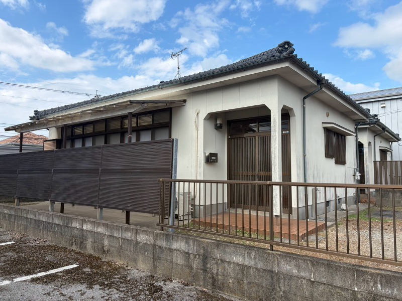 東大小路町貸家
