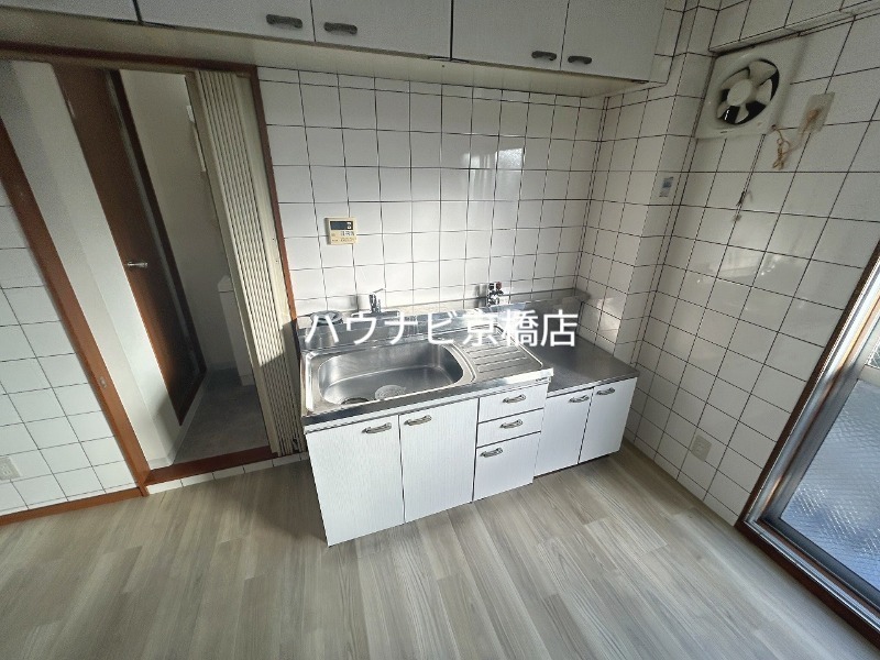ＪＲ大阪環状線 京橋駅 徒歩9分 6階建 築51年のキッチン写真
