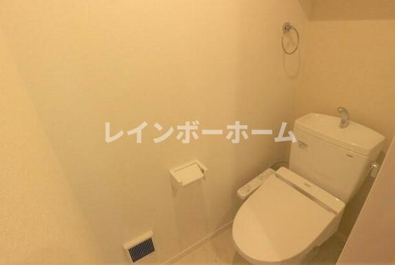 トイレ　シンプルで使いやすいトイレです