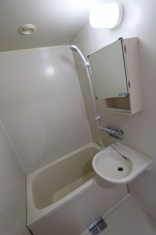 サンハイツ通町の風呂写真