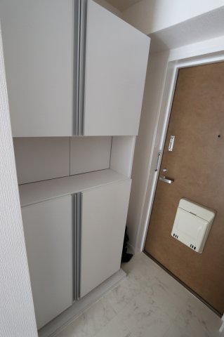 サンハイツ通町の玄関写真