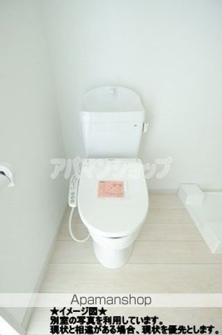 クレセント上広谷のトイレ写真