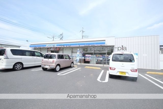 コンビニ　ローソン川越街道新河岸店（コンビニ）まで710m