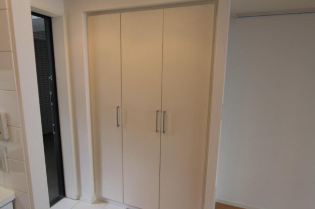 収納　別部屋参考写真