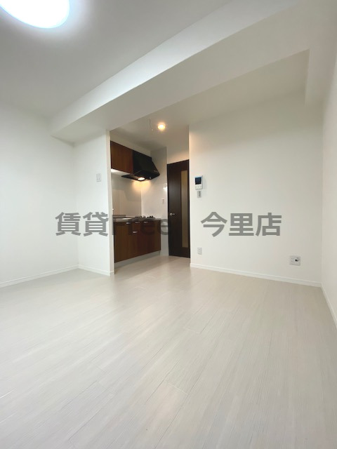 グランパシフィック中川の居間写真