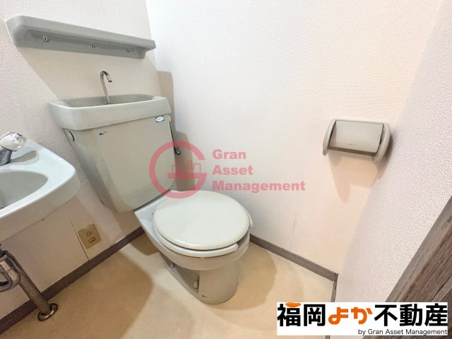 トイレ　清潔感のあるトイレです