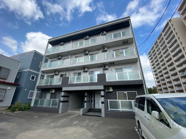 建物外観　札幌市東区北７条東「サンコート北７条弐番館」