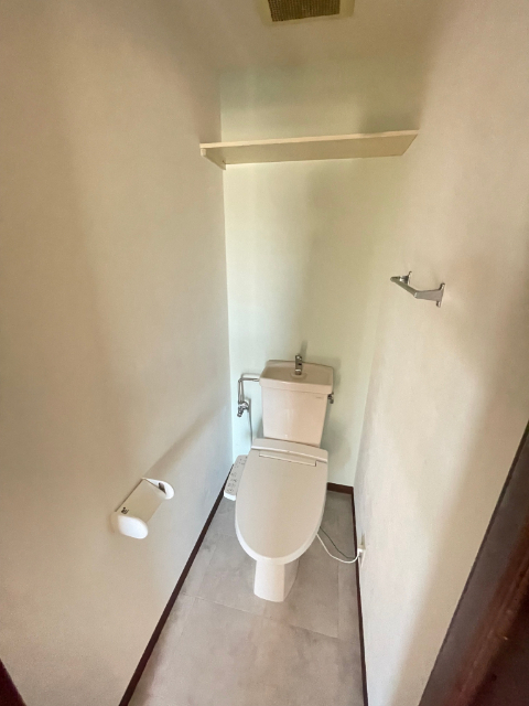 トイレ　※他部屋参考写真
