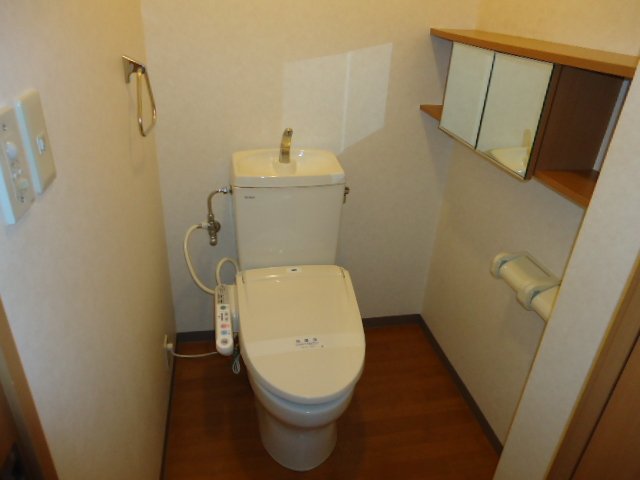 トイレ　シャワー付トイレ