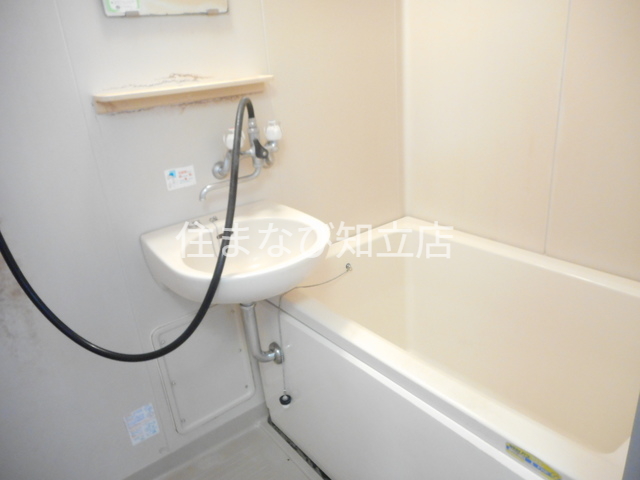 バス・シャワールーム　同型別部屋写真