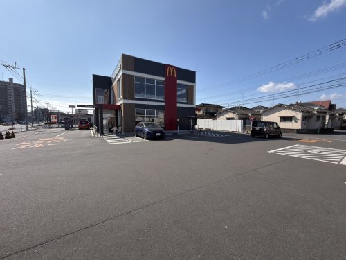 飲食店　マクドナルド 大分下郡店（飲食店）まで858m