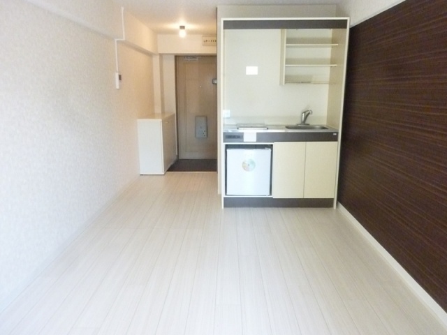 居室・リビング　明るいお部屋ですね♪