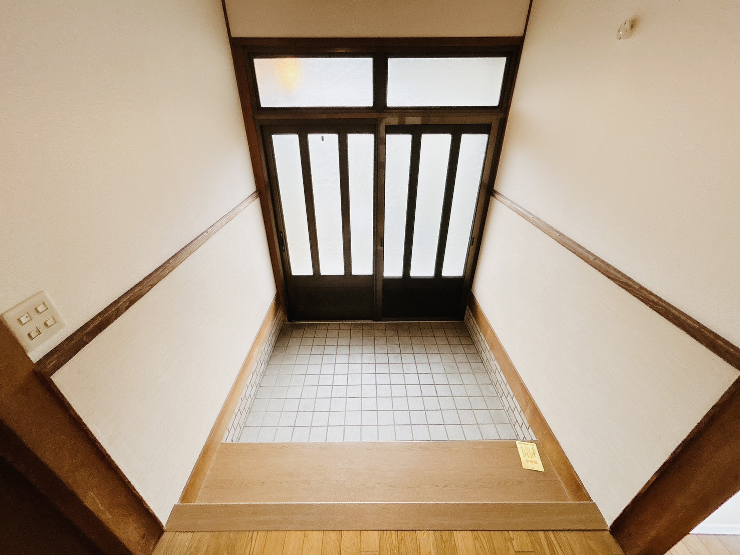 ＪＲ和歌山線 笠田駅 徒歩13分 2階建 築49年の玄関写真