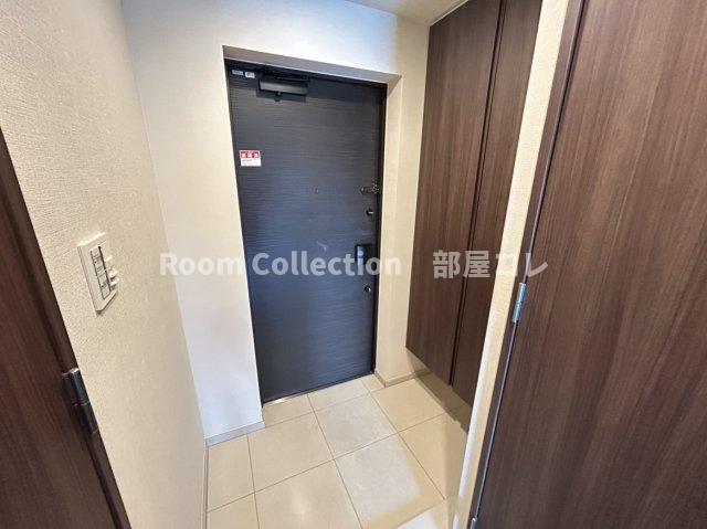 玄関　※同物件他部屋写真　反転・色違いの場合有　現状優先