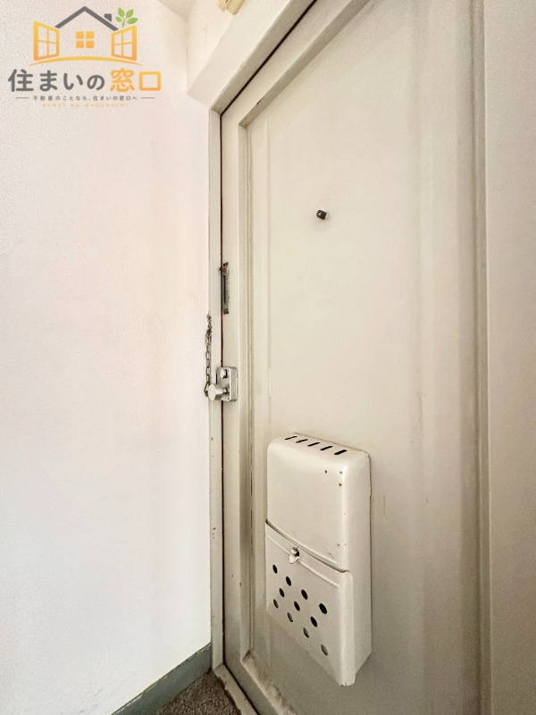玄関　※別部屋参考写真現況優先