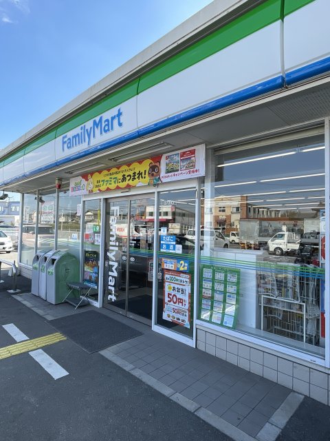 コンビニ　ファミリーマート　六分一店（コンビニ）まで855m
