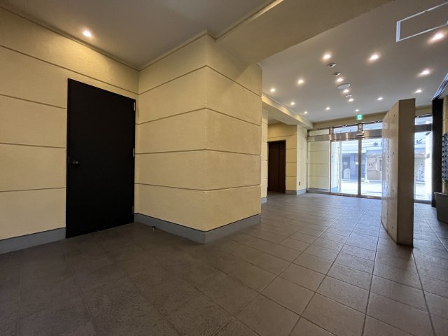 ロビー　レジデンス本町　ロビー
