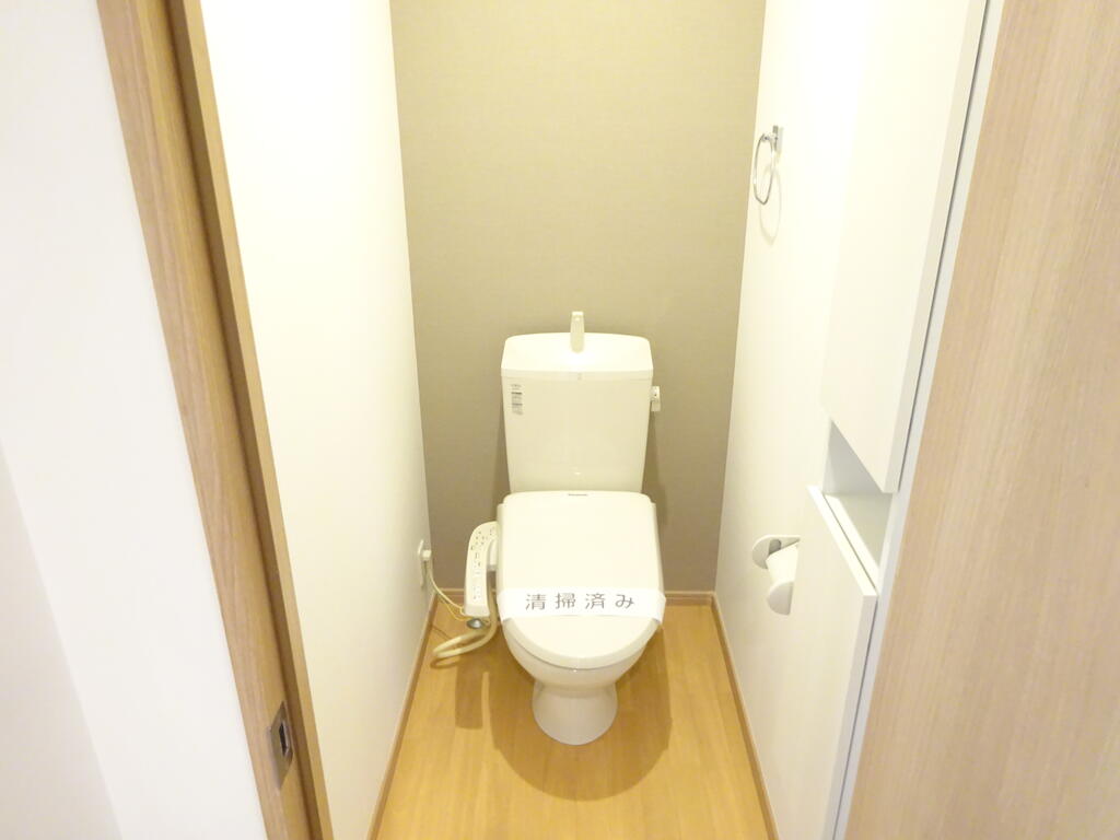 東武東上線 新河岸駅 徒歩7分 2階建 築12年のトイレ写真