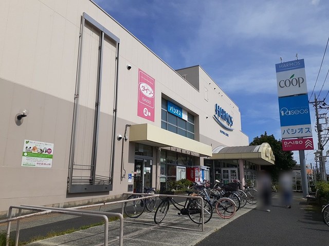 その他　コープまで723m