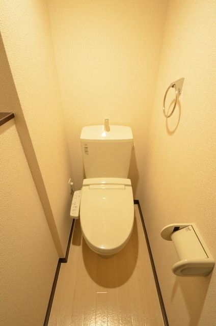 トイレ　★お部屋探しは株式会社タウンハウジング東京まで★