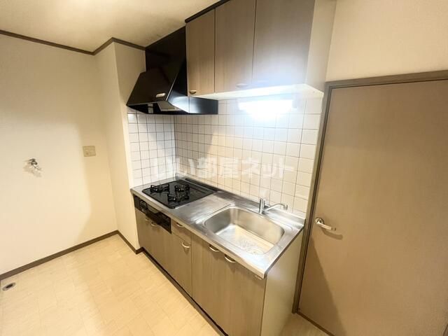 ＪＲ信越本線 北高崎駅 徒歩22分 2階建 築31年のキッチン写真