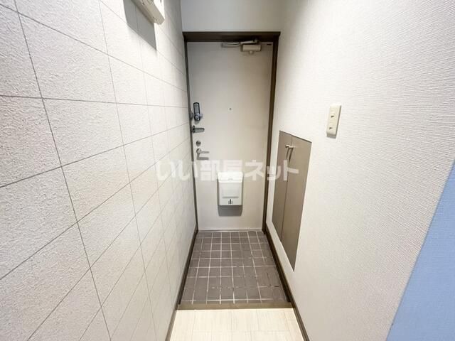 ＪＲ信越本線 北高崎駅 徒歩22分 2階建 築31年の玄関写真