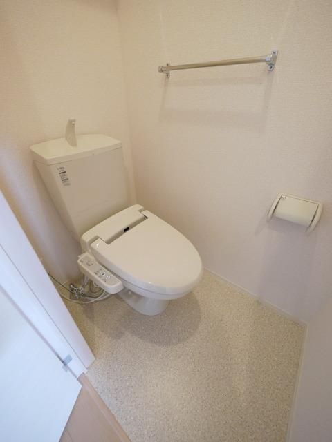 イルソーレ吉川美南 ブルのトイレ写真