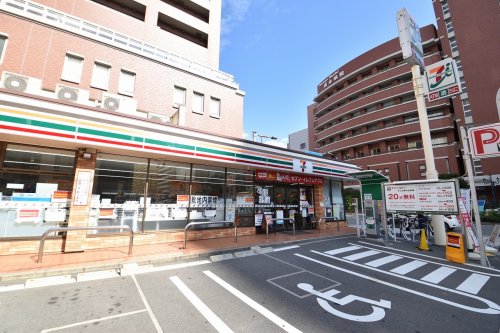 コンビニ　セブンイレブン 大阪OCAT前店（コンビニ）まで296m