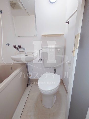 トイレ　トイレもきれいです