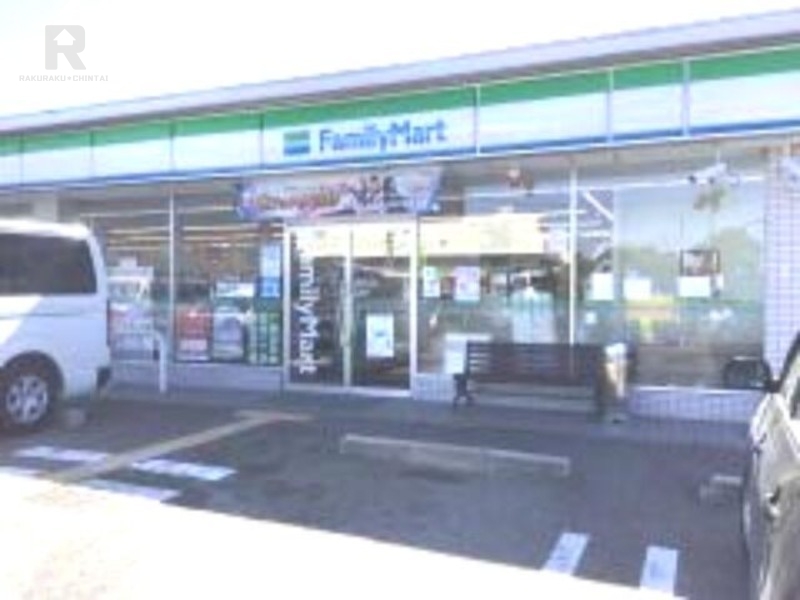 コンビニ　ファミリーマート尼崎東初島町店（コンビニ）まで467m