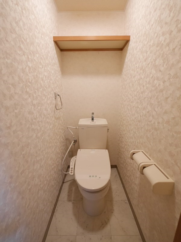 トイレ　別部屋写真