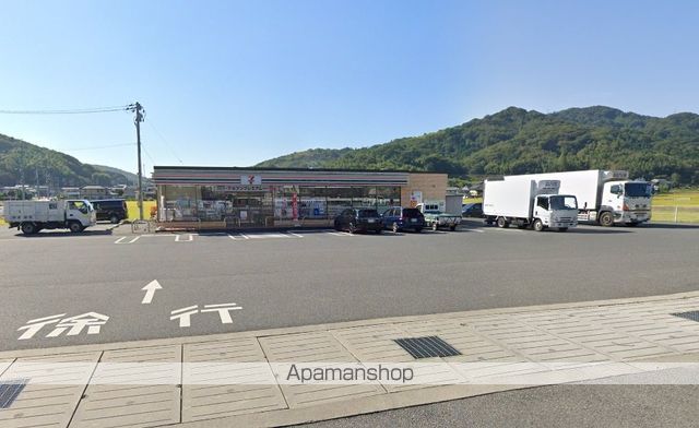 コンビニ　セブンイレブン赤磐穂崎店（コンビニ）まで3905m