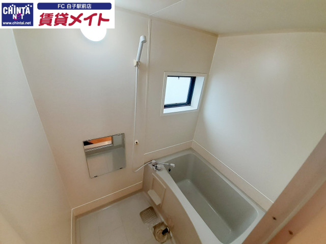 バス・シャワールーム　同型参考写真