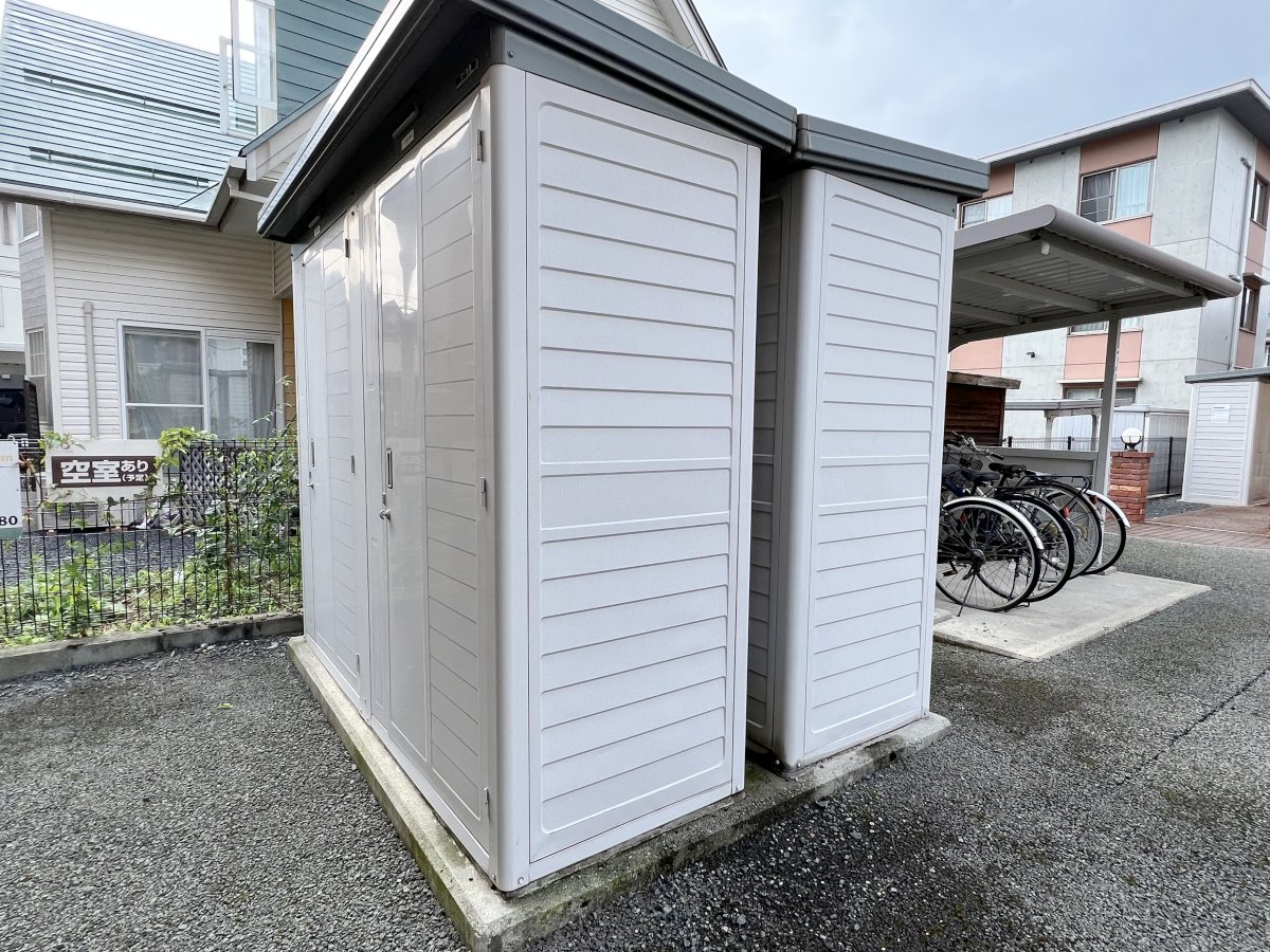 ショッピングセンター　ユニクロ蔵王成沢店（ショッピングセンター）まで596m
