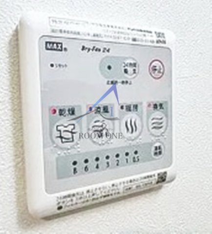 その他設備　浴室乾燥機です。