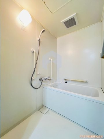 地下鉄長堀鶴見緑地線 西長堀駅 徒歩5分 11階建 築29年の風呂写真