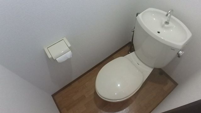 【大阪市福島区玉川のマンションのトイレ】
