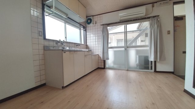 居室・リビング　ダイニングスペースです