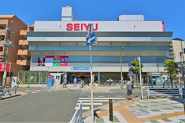 【市川市湊のアパートのスーパー】