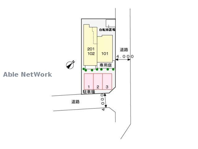 駐車場　駐車場